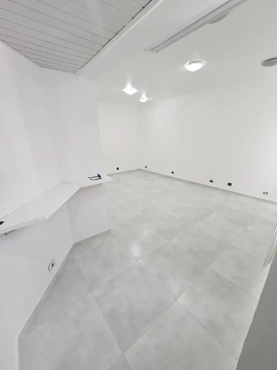 SALA COMERCIAL EM RAMOS (REFORMADA) - Foto 2