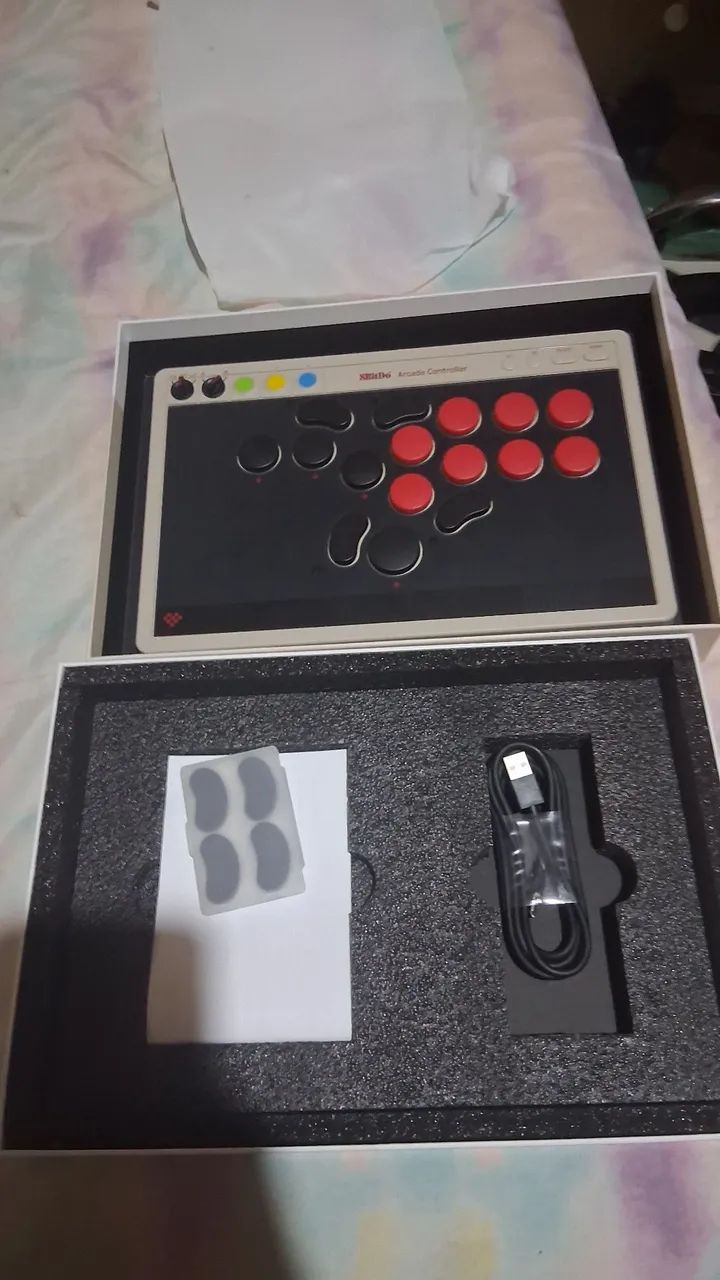 Hitbox 8bitdo usando poucas vezes!