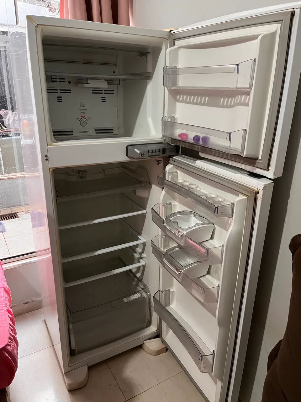 Vende se - Foto 2