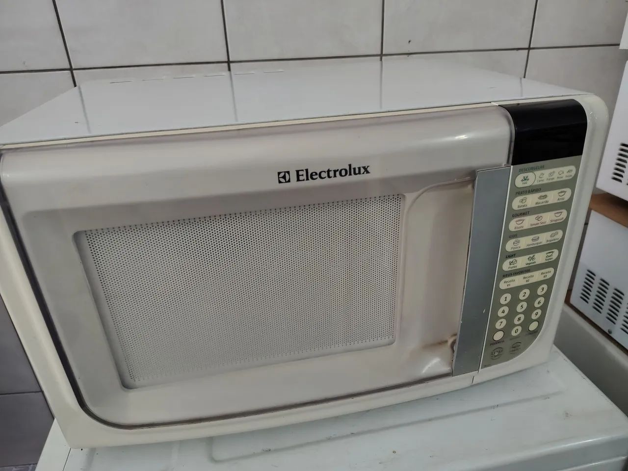 Microondas Electrolux MEF41 31L - Foto 2
