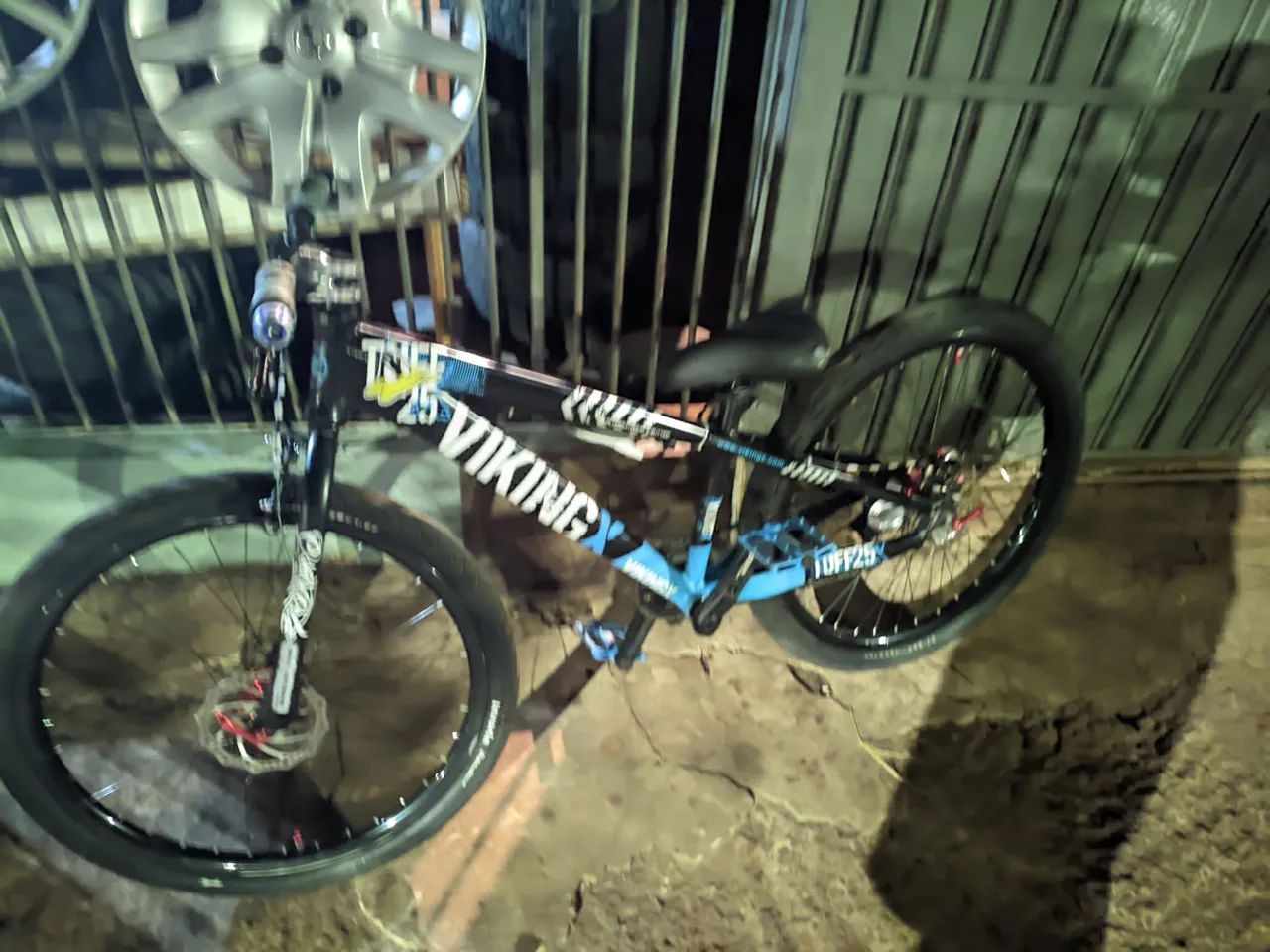 Vikingx tuff 25 semi nova  - Foto 5