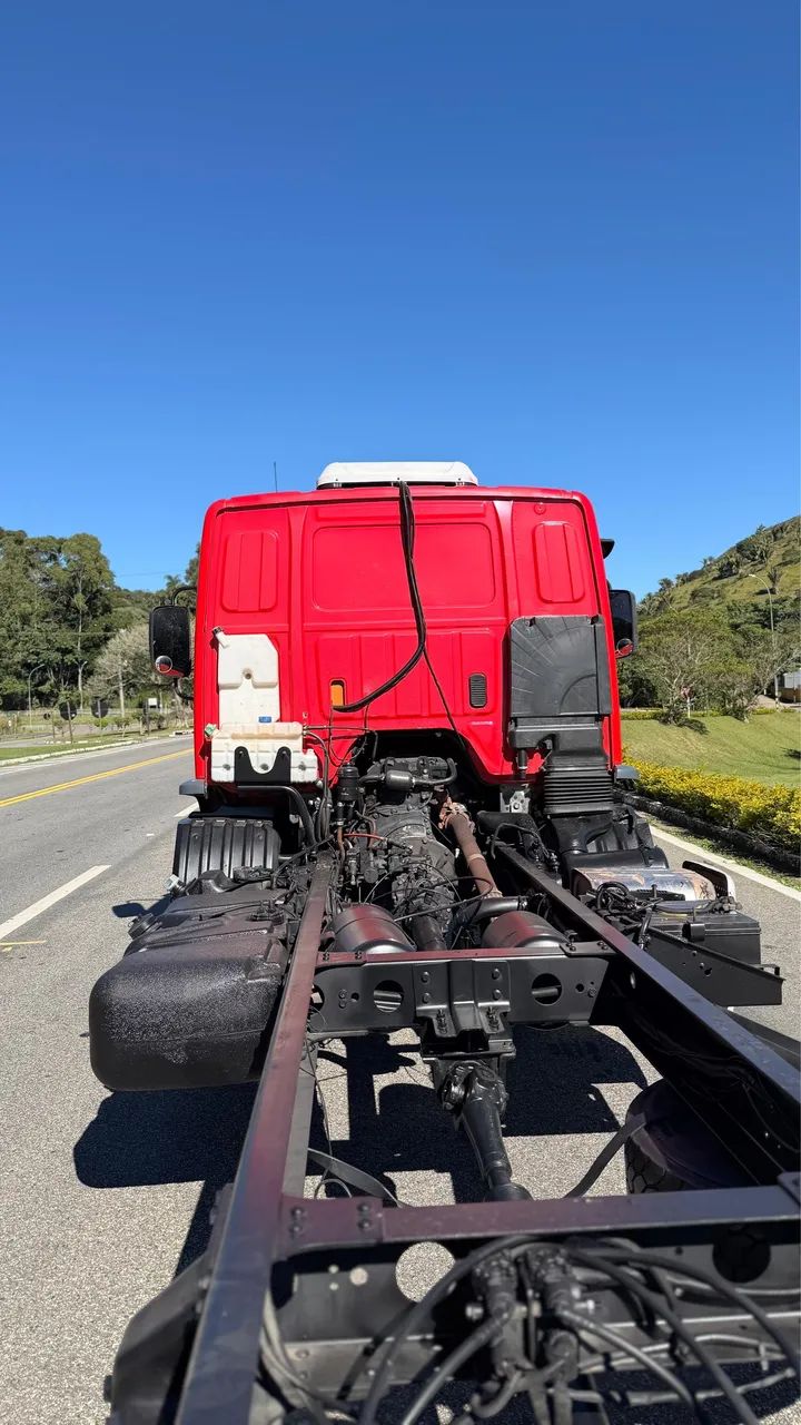 Accelo 1016 2015 no chassis  - Foto 5