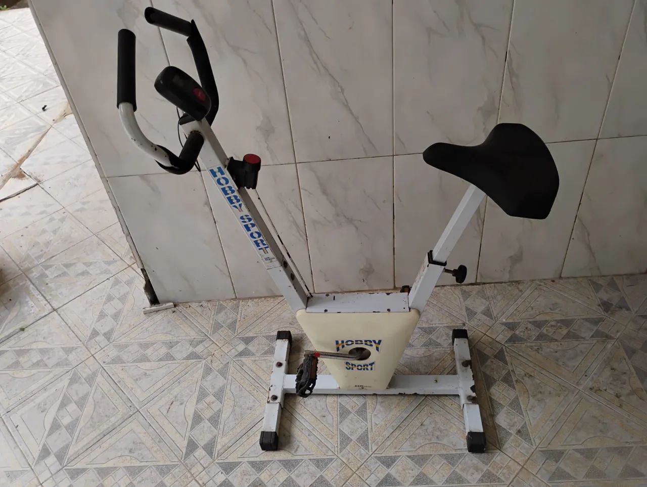 BICICLETA ERGOMÉTRICA 