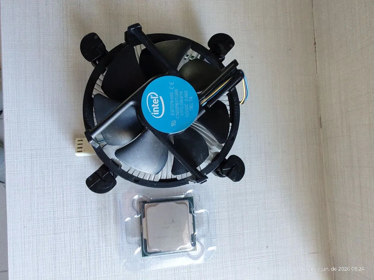 Intel Celeron 3,6ghz 10* geração cooler - Foto 2
