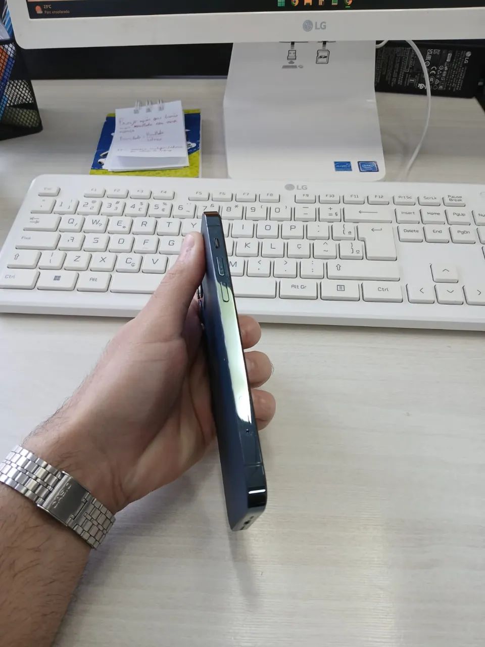iphone 12 PRO 256gb azul  - Foto 4