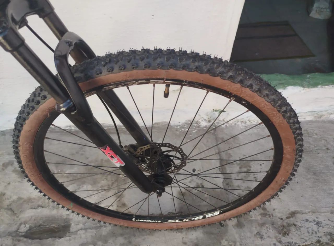 Bicicleta aro 29 - Foto 4