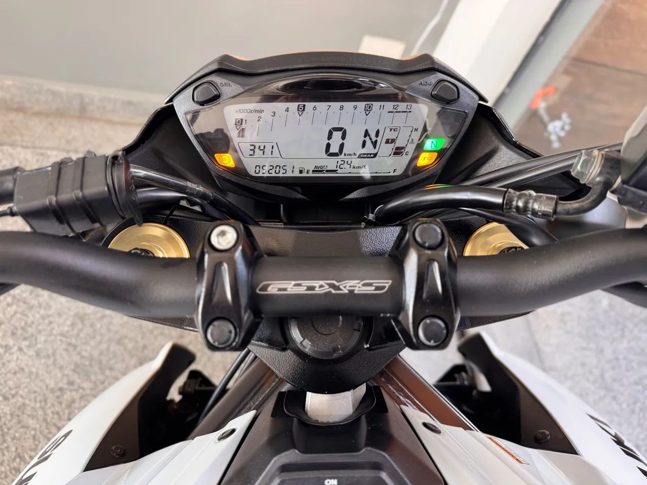 Suzuki GSX-S 750 - Foto 4