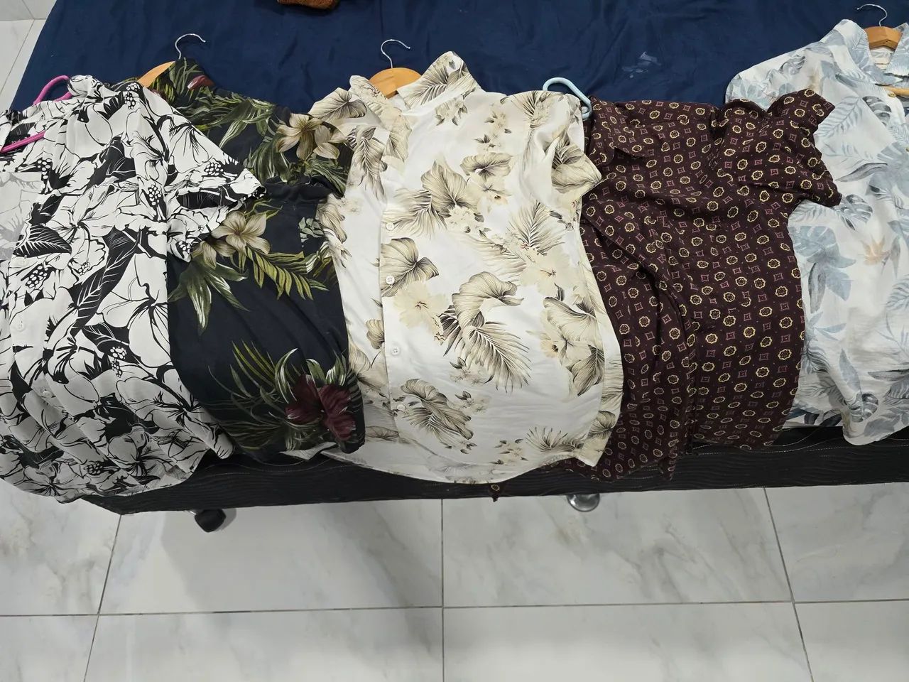 Blusas florais tamanho G - Foto 5