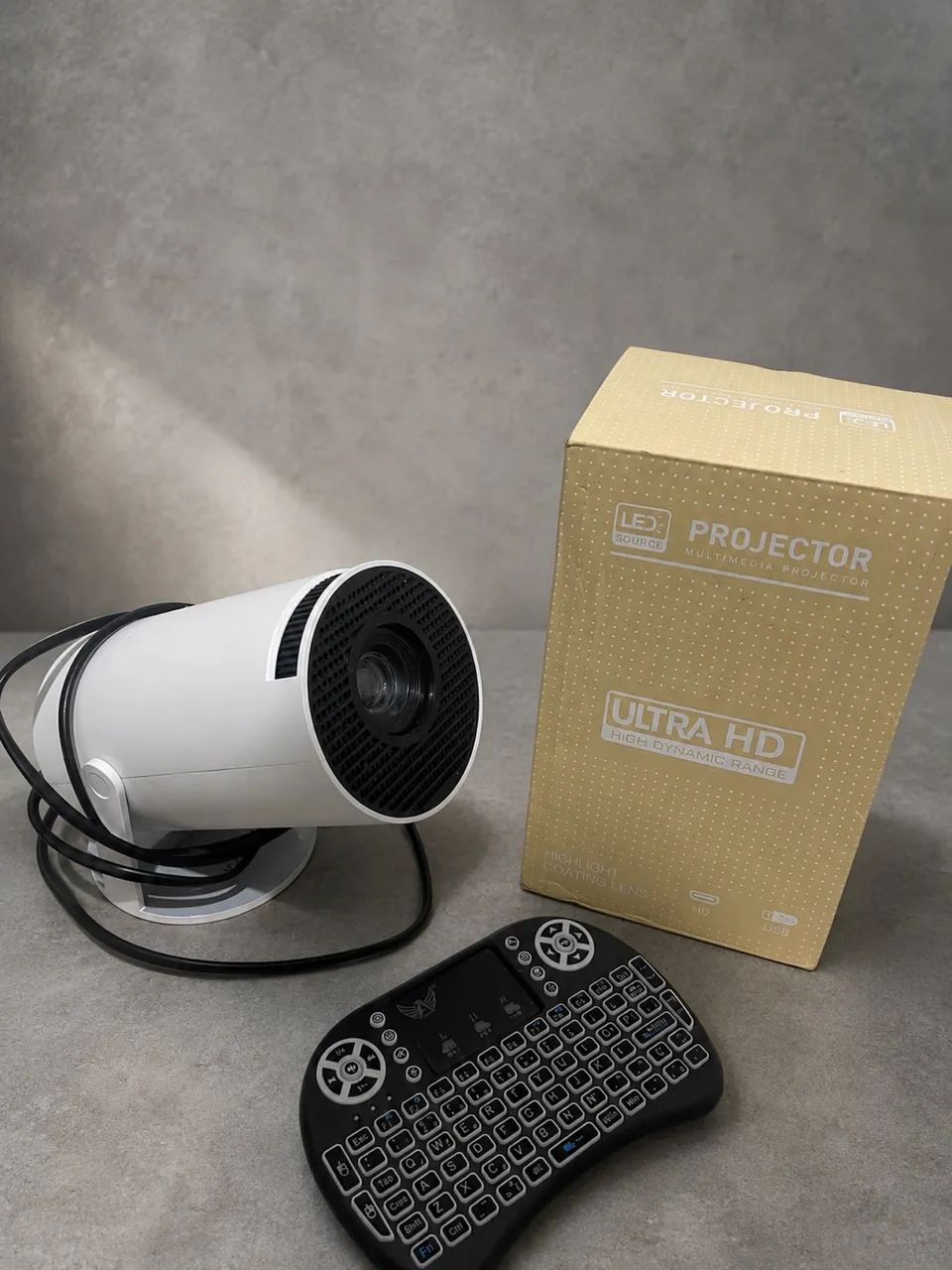 Projetor HY300 