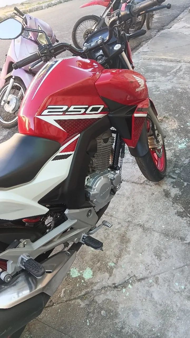 CB twister 250, com 17200, muito bem conservada. - Foto 5