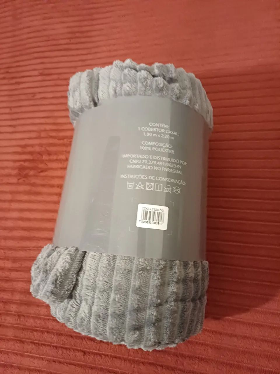 Cobertor, macio e confortável 