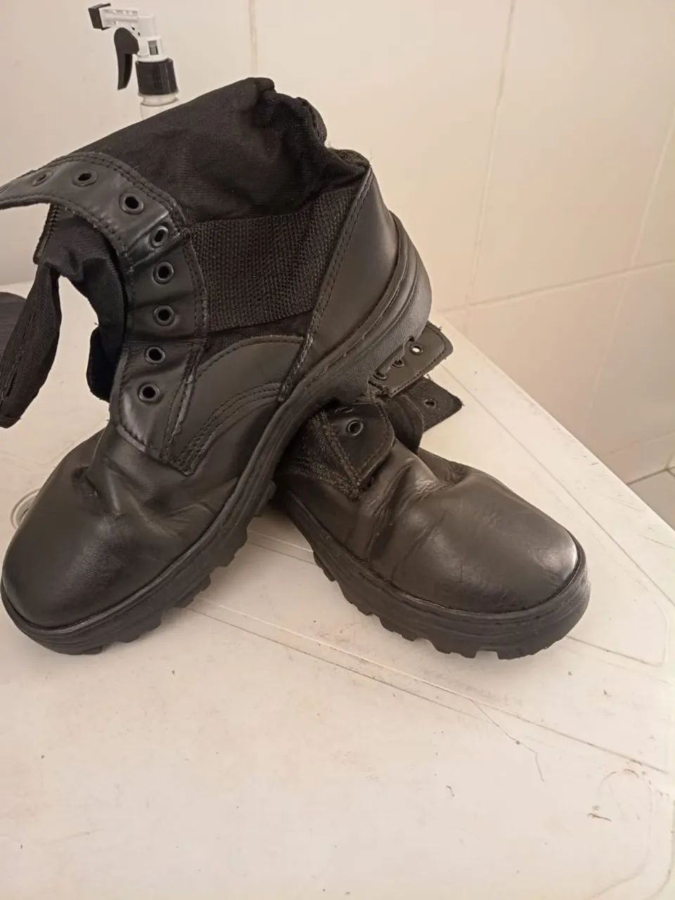 Bota cuturno - Foto 2
