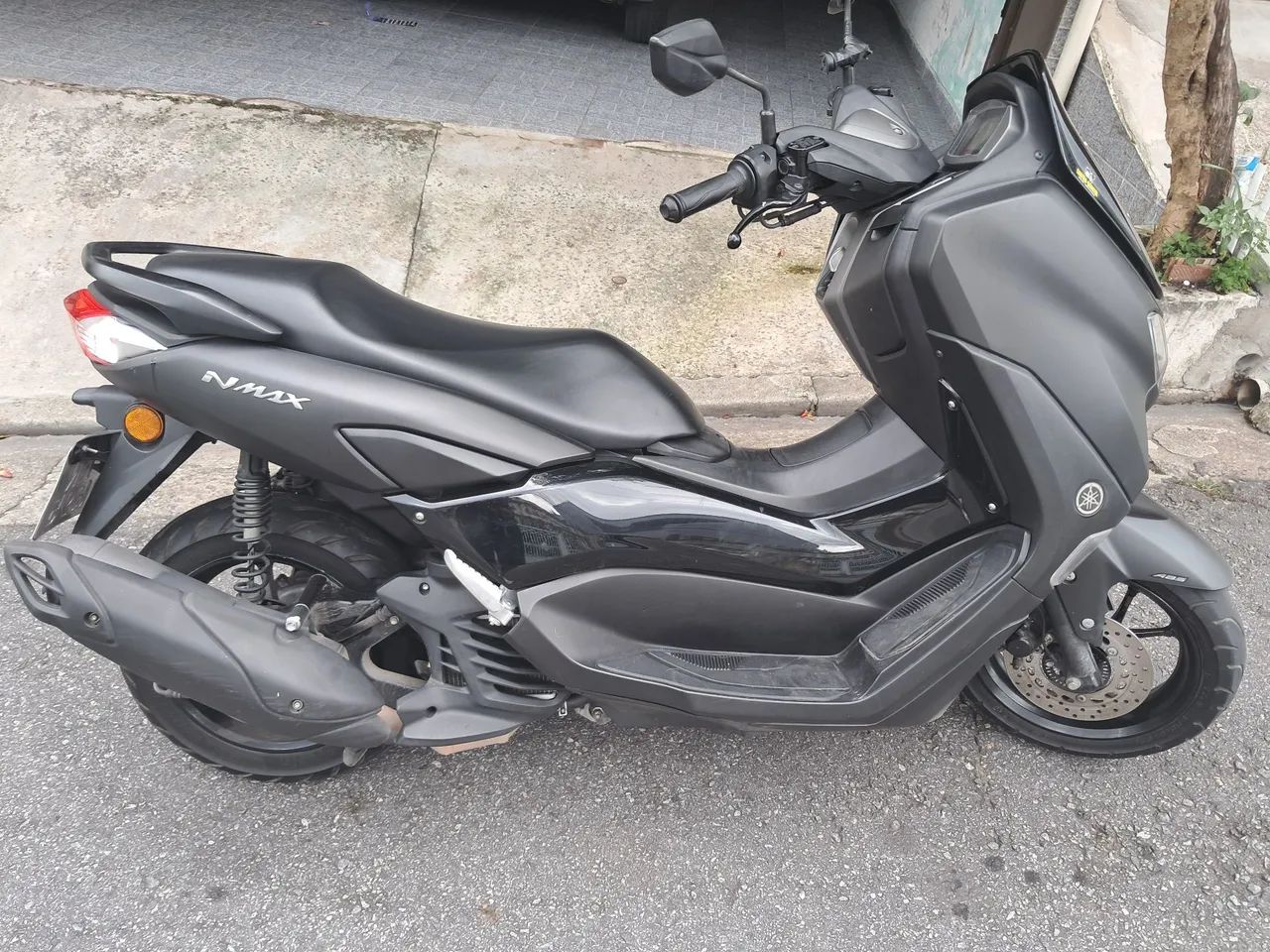 YAMAHA NMAX 160  - Foto 3