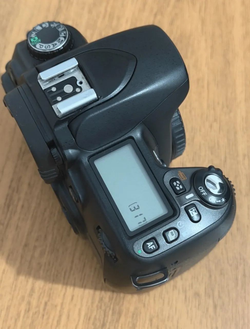câmera nikon d80 com cartão de memória, sem bateria  - Foto 4