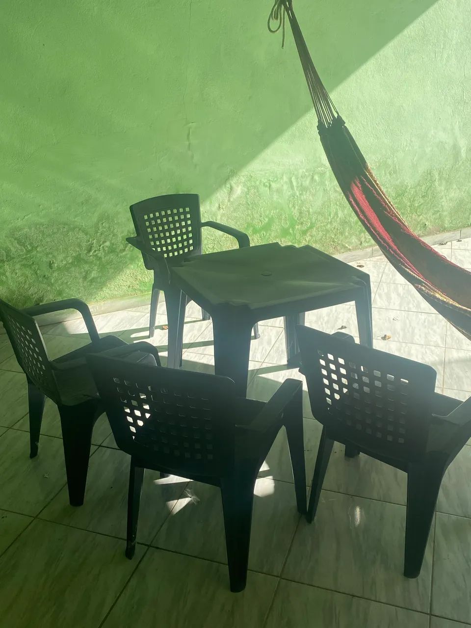 Mesa conjunto 4 cadeiras
