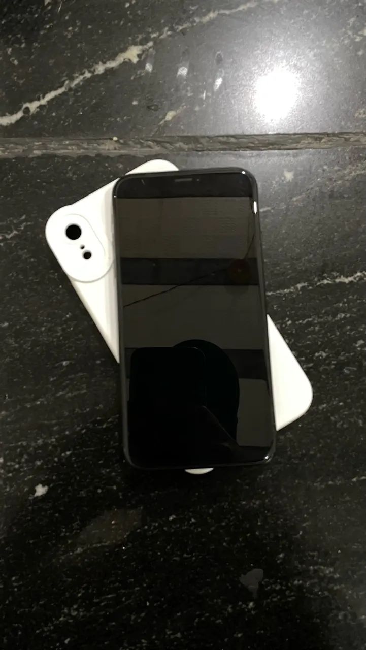 iPhone XR impecável?