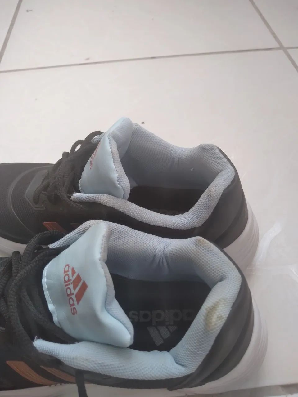 Vendo Tênis Adidas  - Foto 2