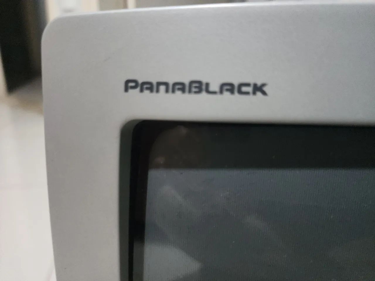 TV Panasonic Panablack TC-14A04 - 14 polegadas + Controle original - Foto 2