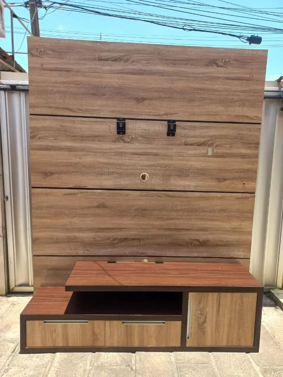 Rack suspenso com painel 
