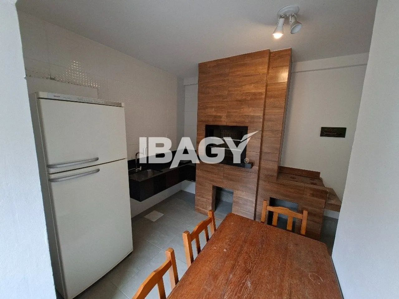 Excelente Apartamento 1 dormitório(s) em Coqueiros - Florianópolis - Foto 2