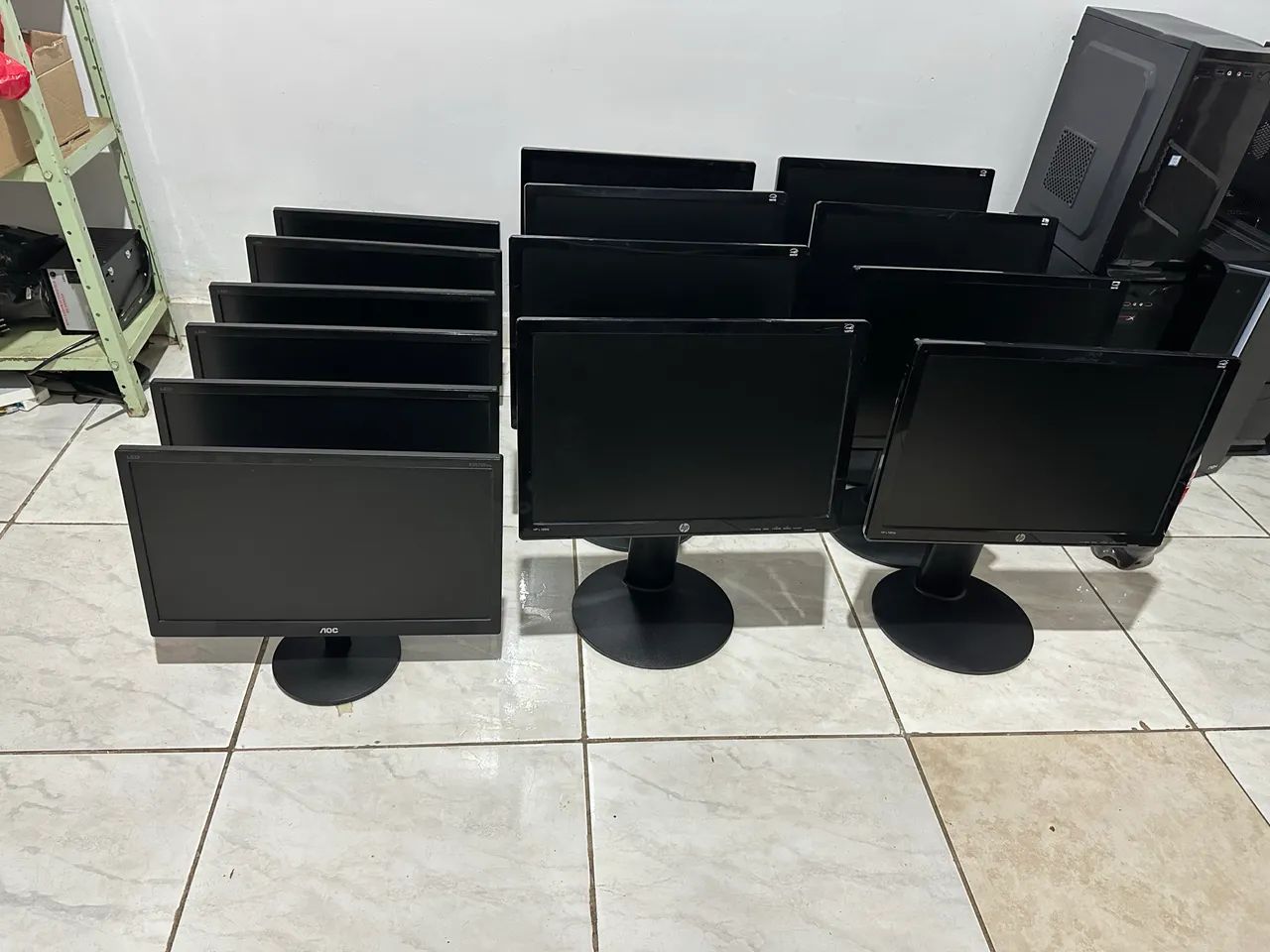 Monitor de 20 polegadas retrátil para sua empresa escritório cada 399,00 cada loja fisica