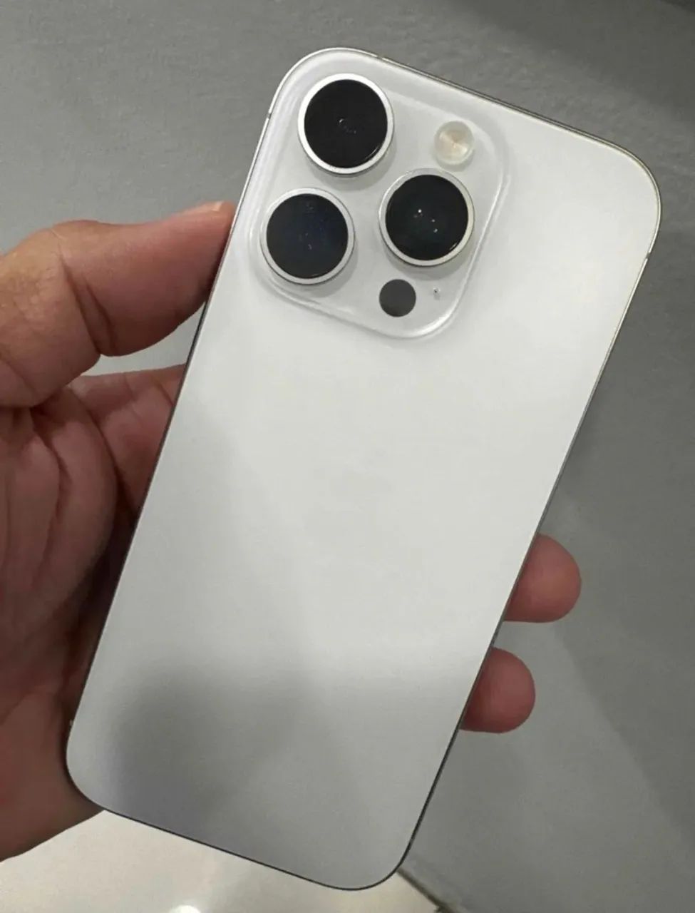 iPhone 16 pro 256GB bateria 87% - Foto 2