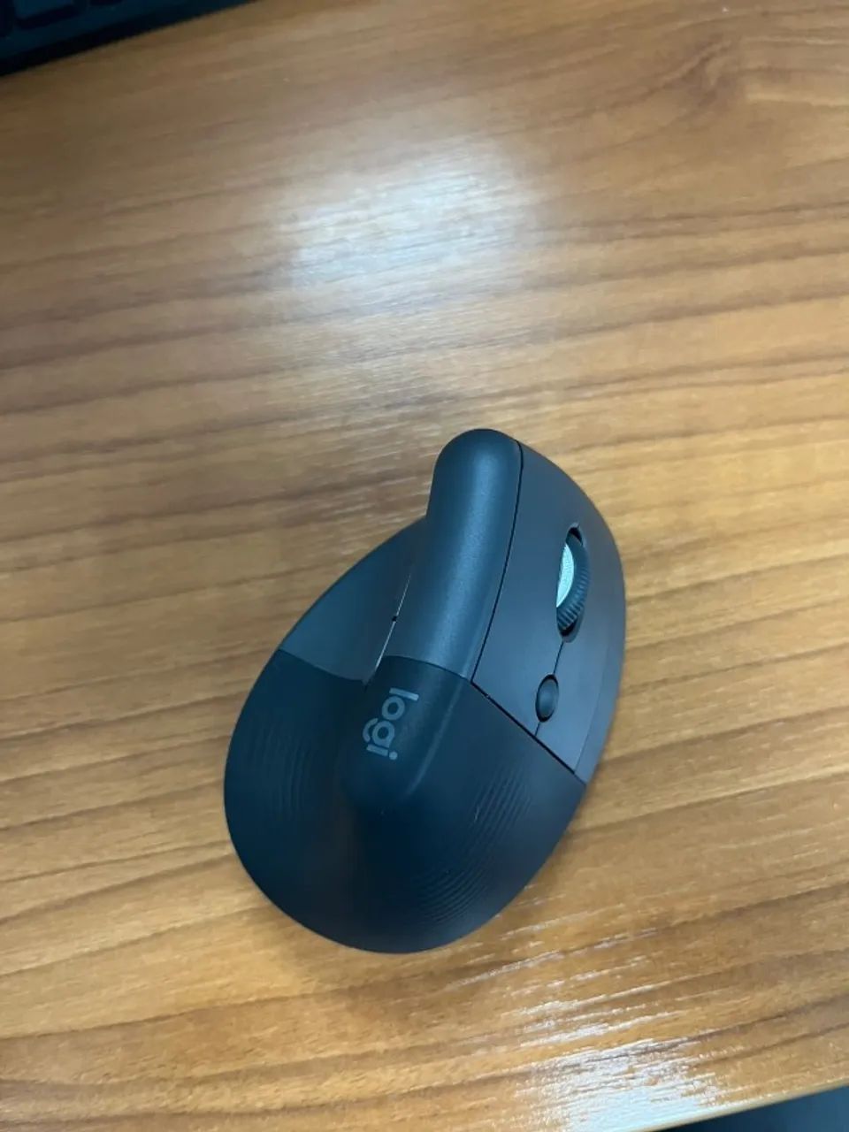 Mouse Ergonômico Sem Fio Logitech  - Foto 2