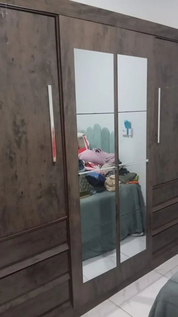 Guarda roupa casal com espelho  - Foto 3