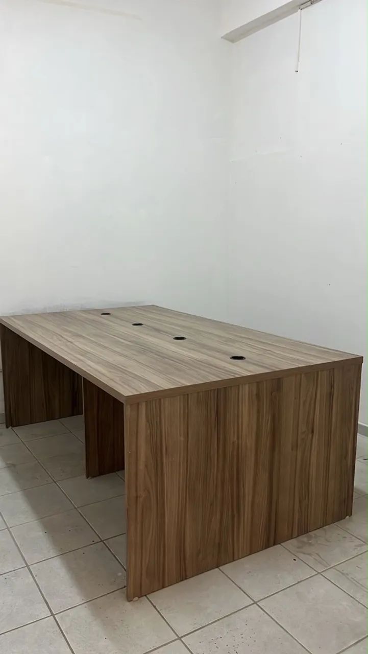 Mesa para compartilhar computador!