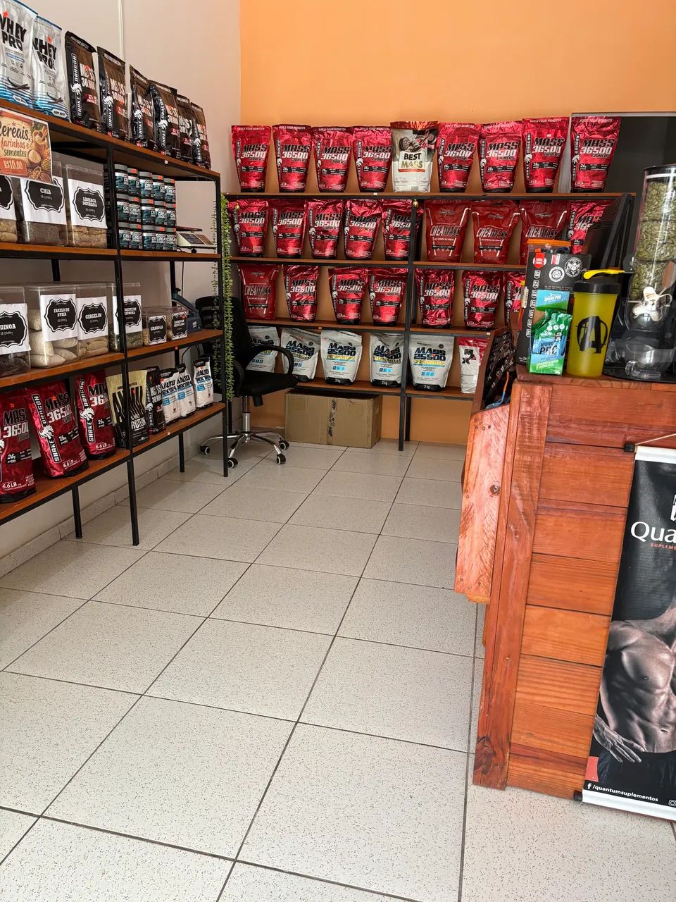 VENDO LOJA DE SUPLEMENTOS  - Foto 4