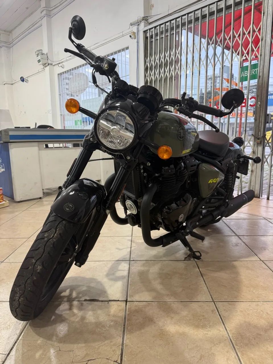 ? ROYAL ENFIELD SHOTGUN 650 - PRATICAMENTE ZERO! - Foto 2