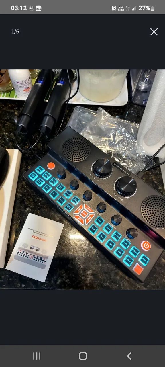 Sistema de Karaokê com Microfone