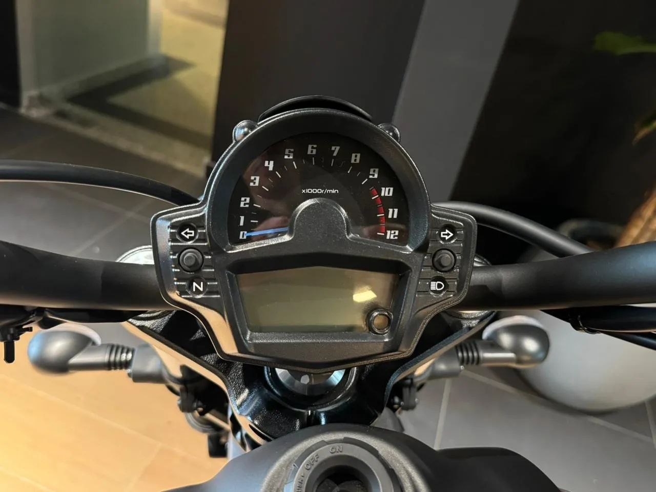 KAWASAKI VULCAN S  - Foto 3