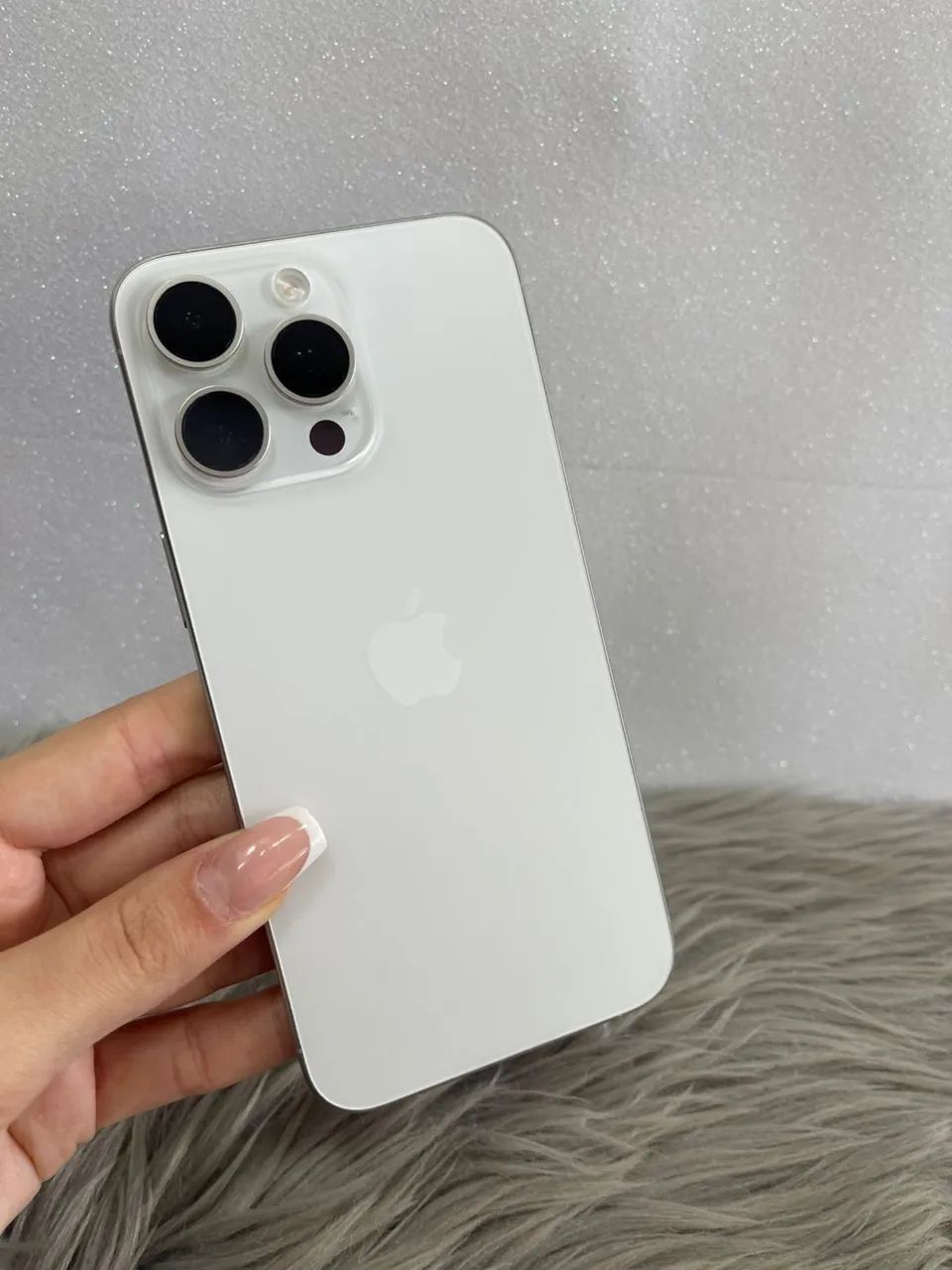 IPHONE 15 PRO MAX/*512GB* ?BRANCO ?88% ?R$4.699,00 - Celulares e