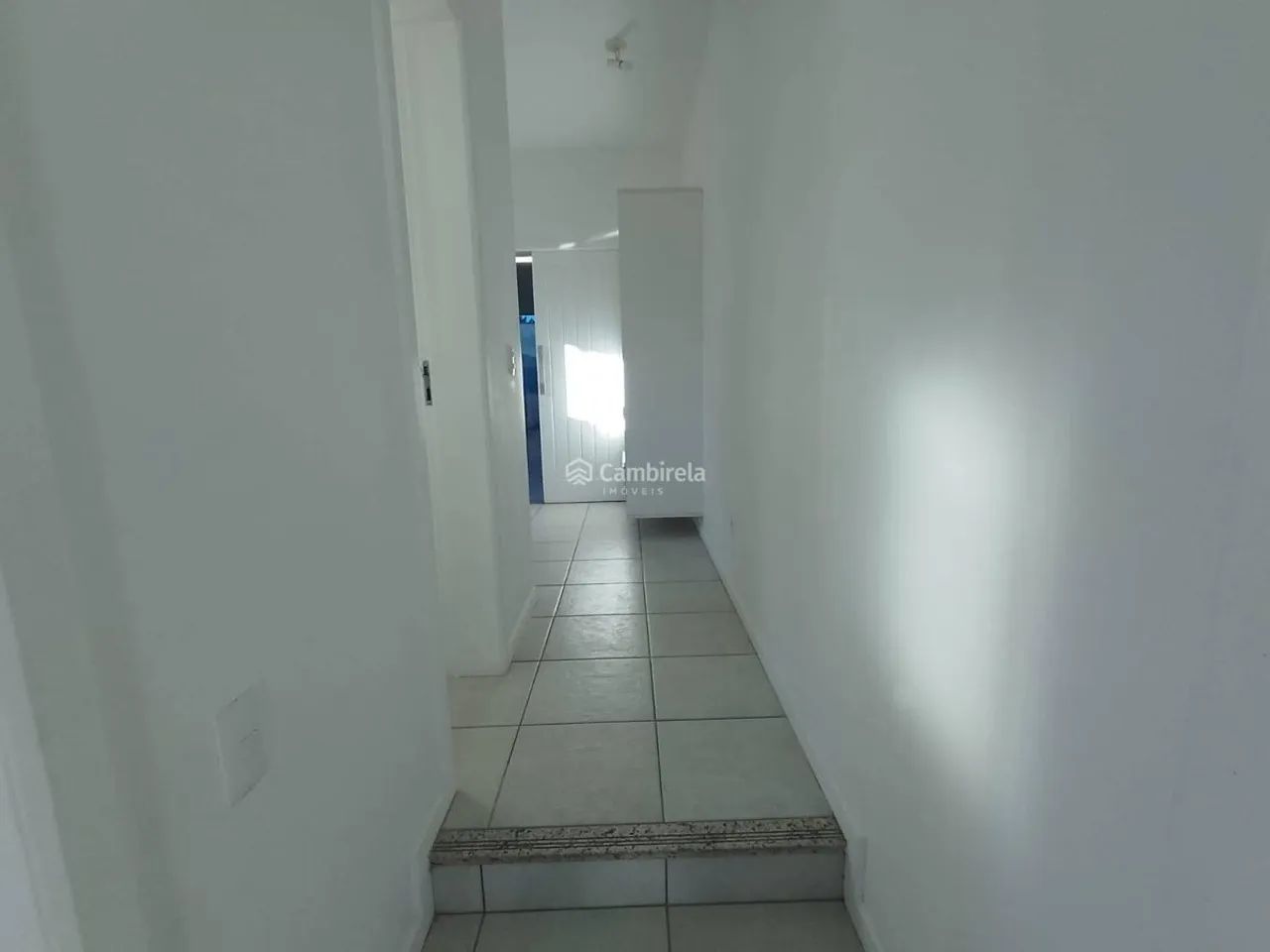 Excelente casa com piscina, dois andares na Pedra Branca - Foto 4