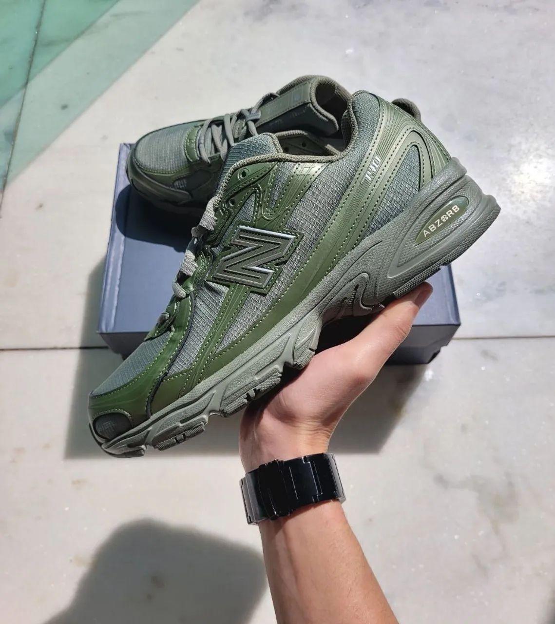 Tênis New Balance 740