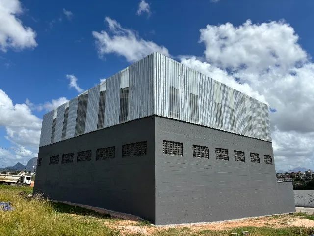 Alugo Galpão 420 m² na rodovia Leste Oeste - Foto 3