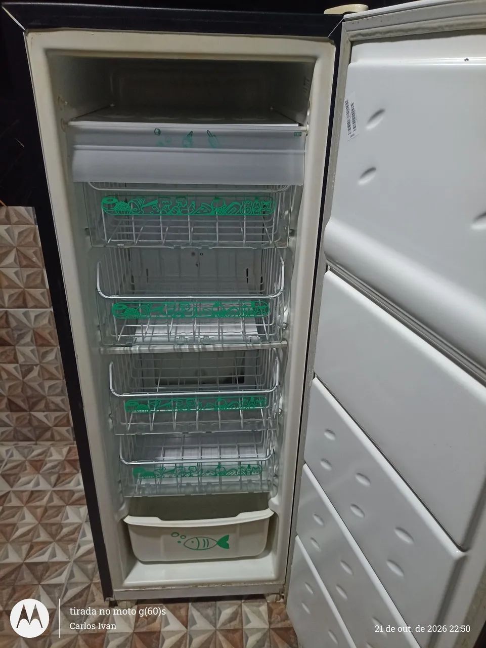 Desapego de freezer vertical  - Foto 4