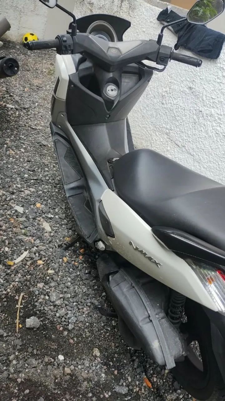 Yamaha Nmax - Foto 2