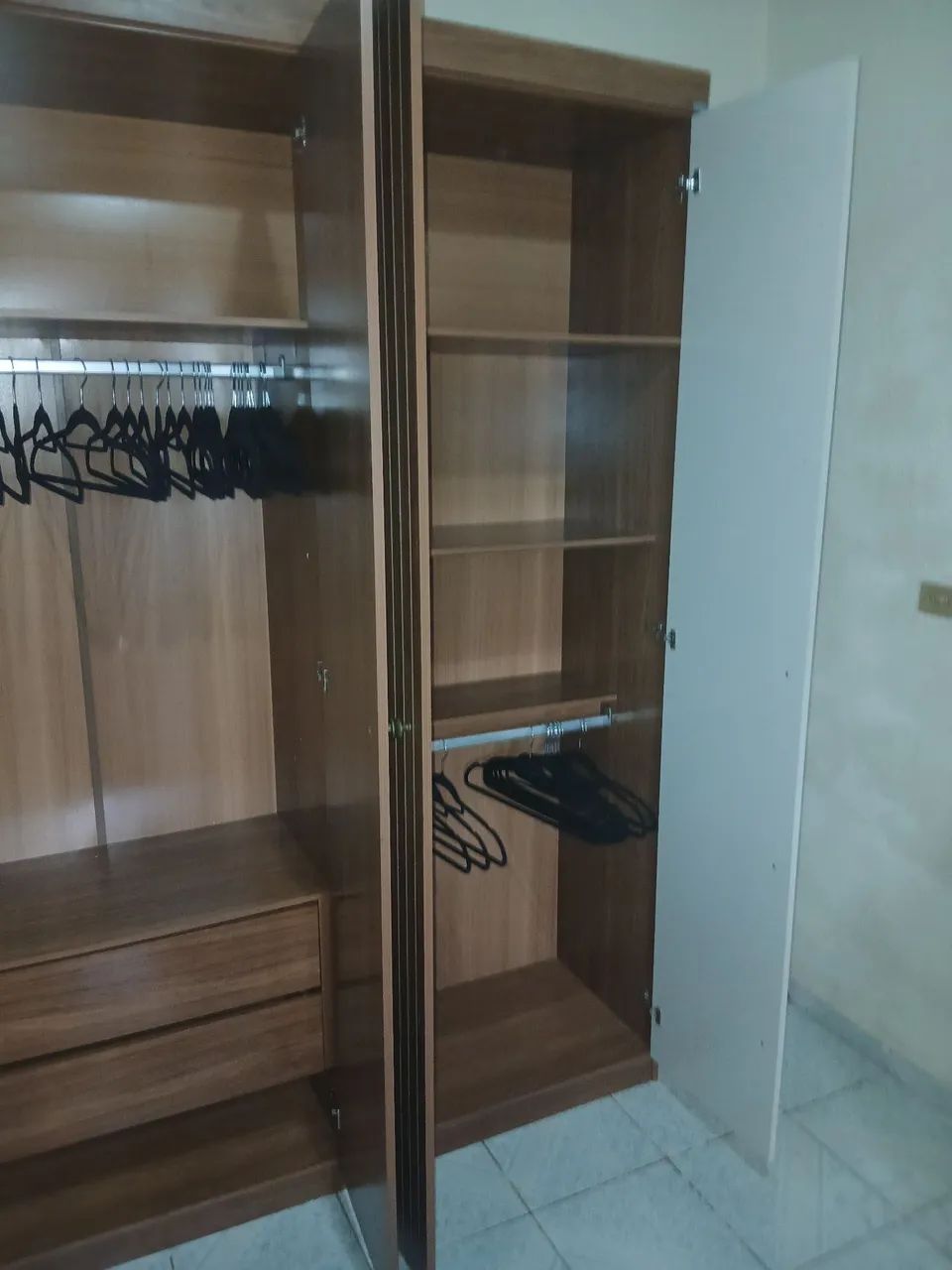 Guarda roupas novinho - Foto 3