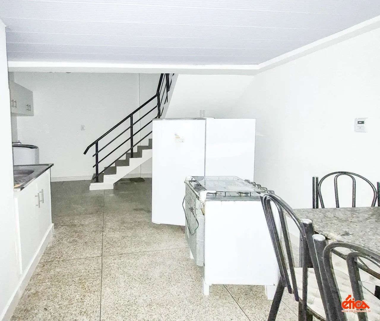 Apto. de 01 quarto na Bernal do Couto, proximo a UNAMA - COD 36600