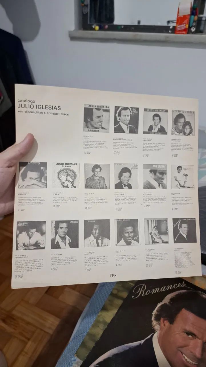 LP - Julio Iglesias - Romances  - Foto 4