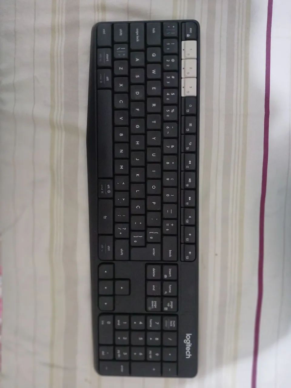 Teclado Logitech Bluetooth  - Foto 2
