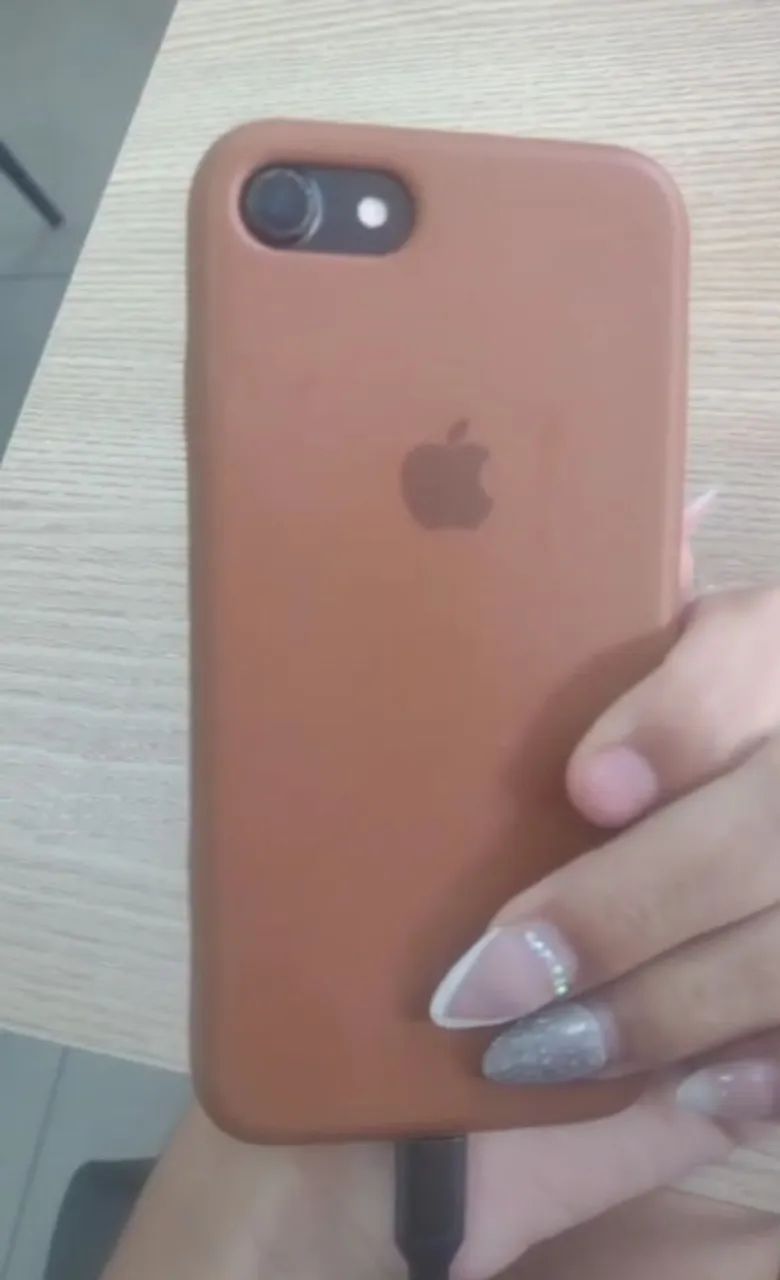 Vendo iPhone 8, tudo original vem com a notinha  - Foto 2