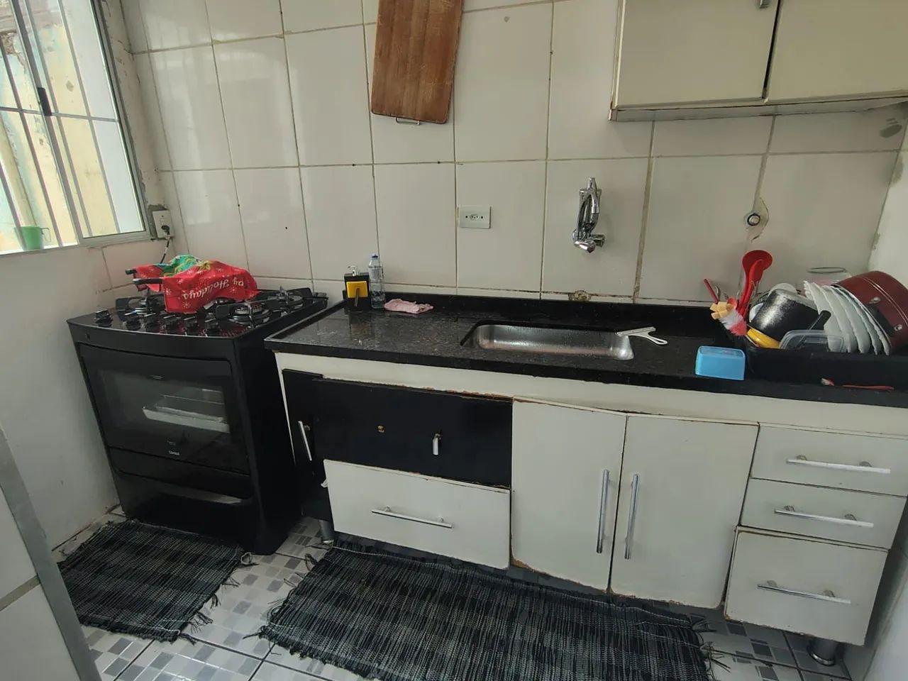 Duas casas no mesmo quintal ! 250.000 