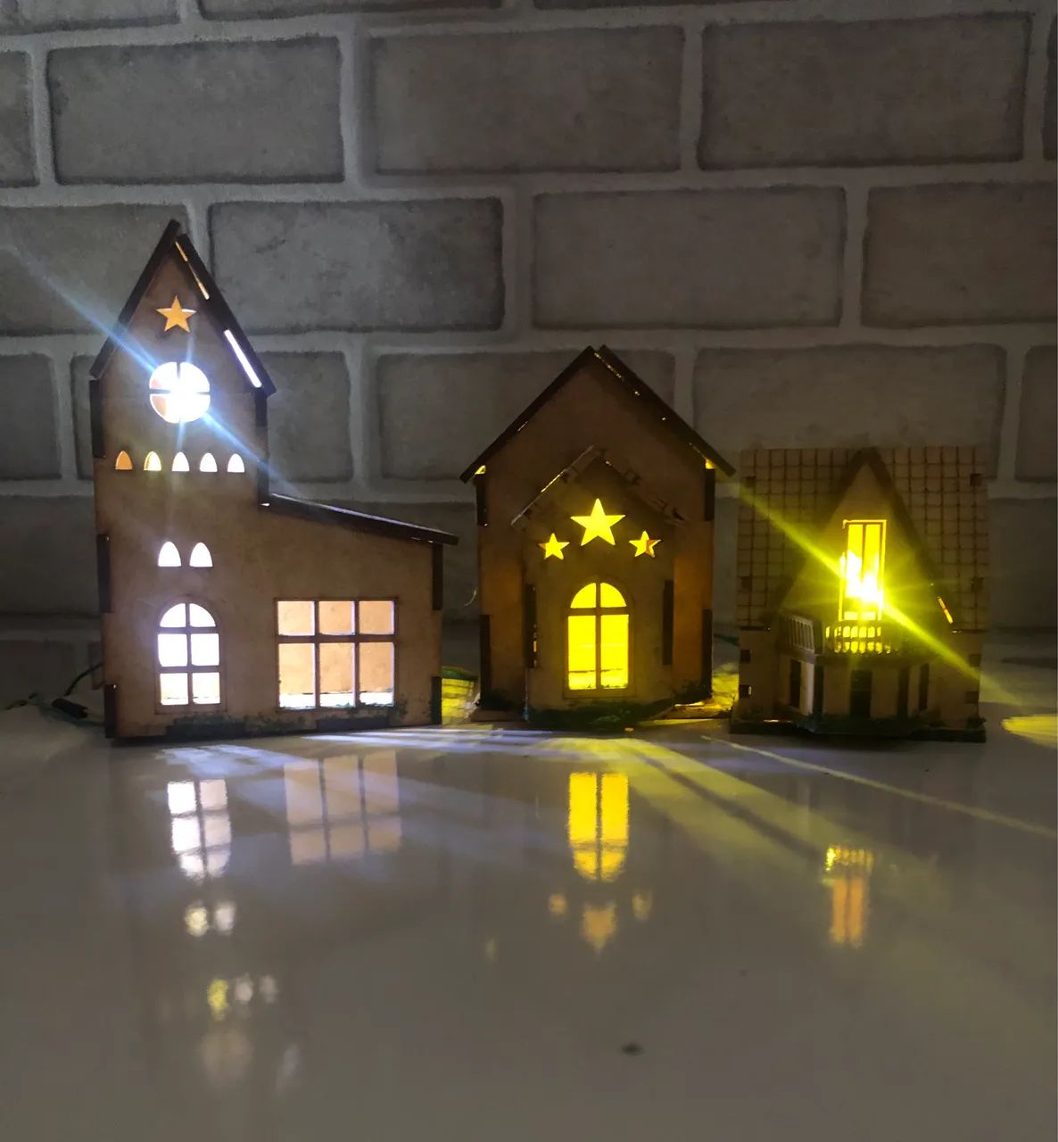 Casas maquete com iluminação 
