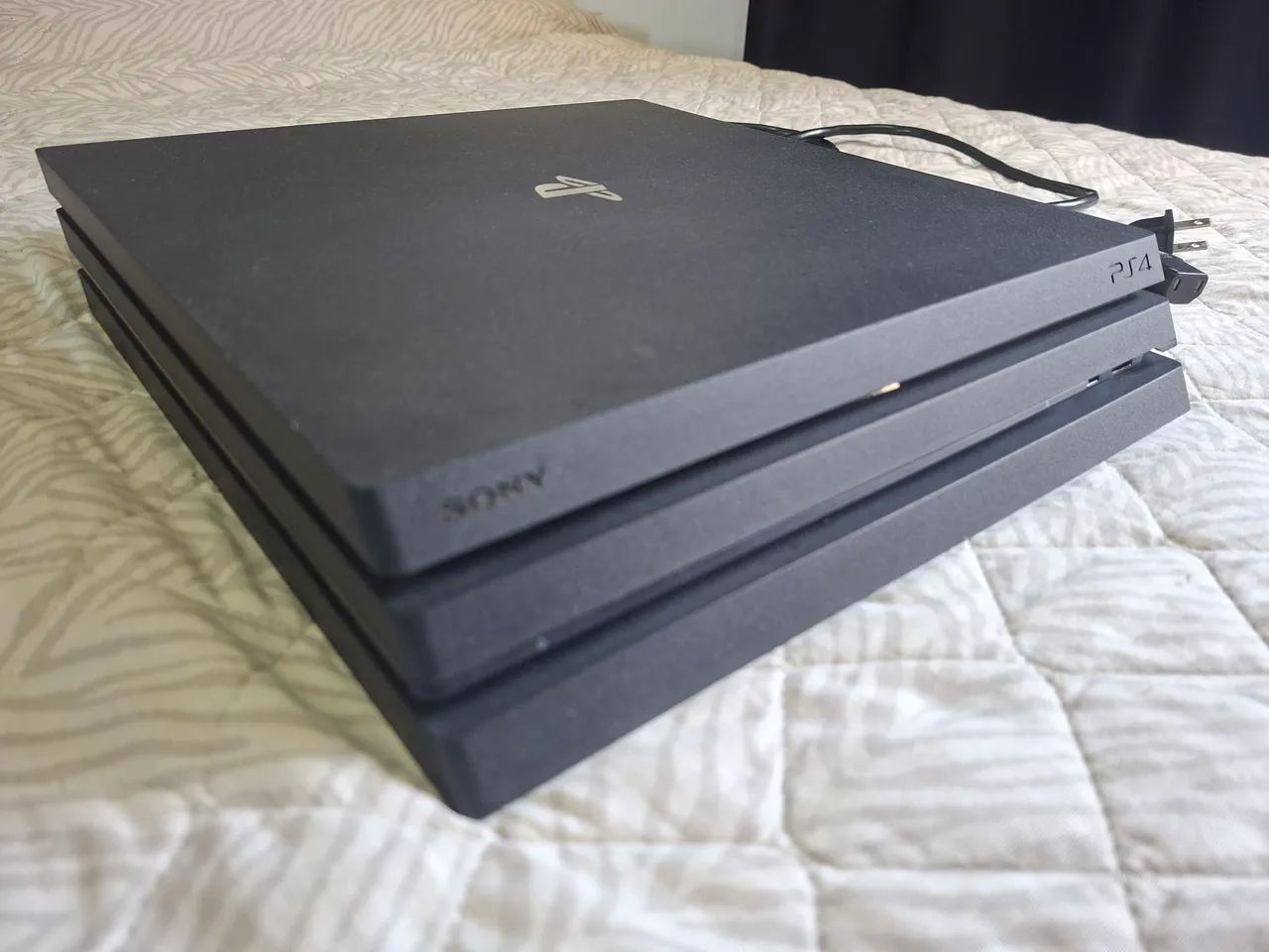 PS4 PRO  - Foto 2