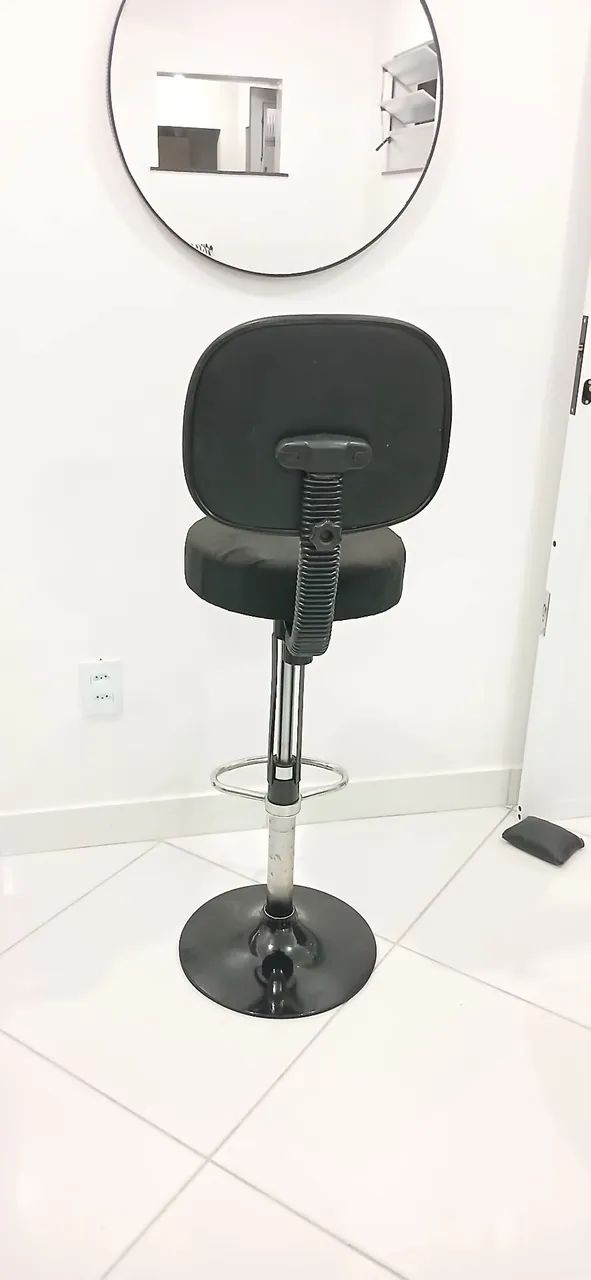 Mocho giratório alto  - Foto 4