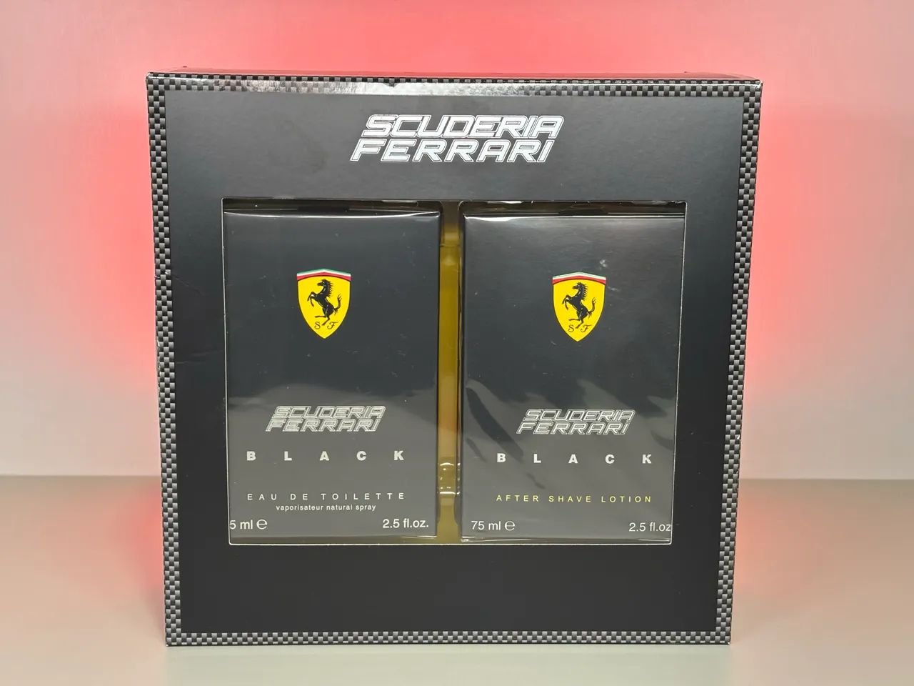 Kit perfume Ferrari black lacrado  - Foto 2