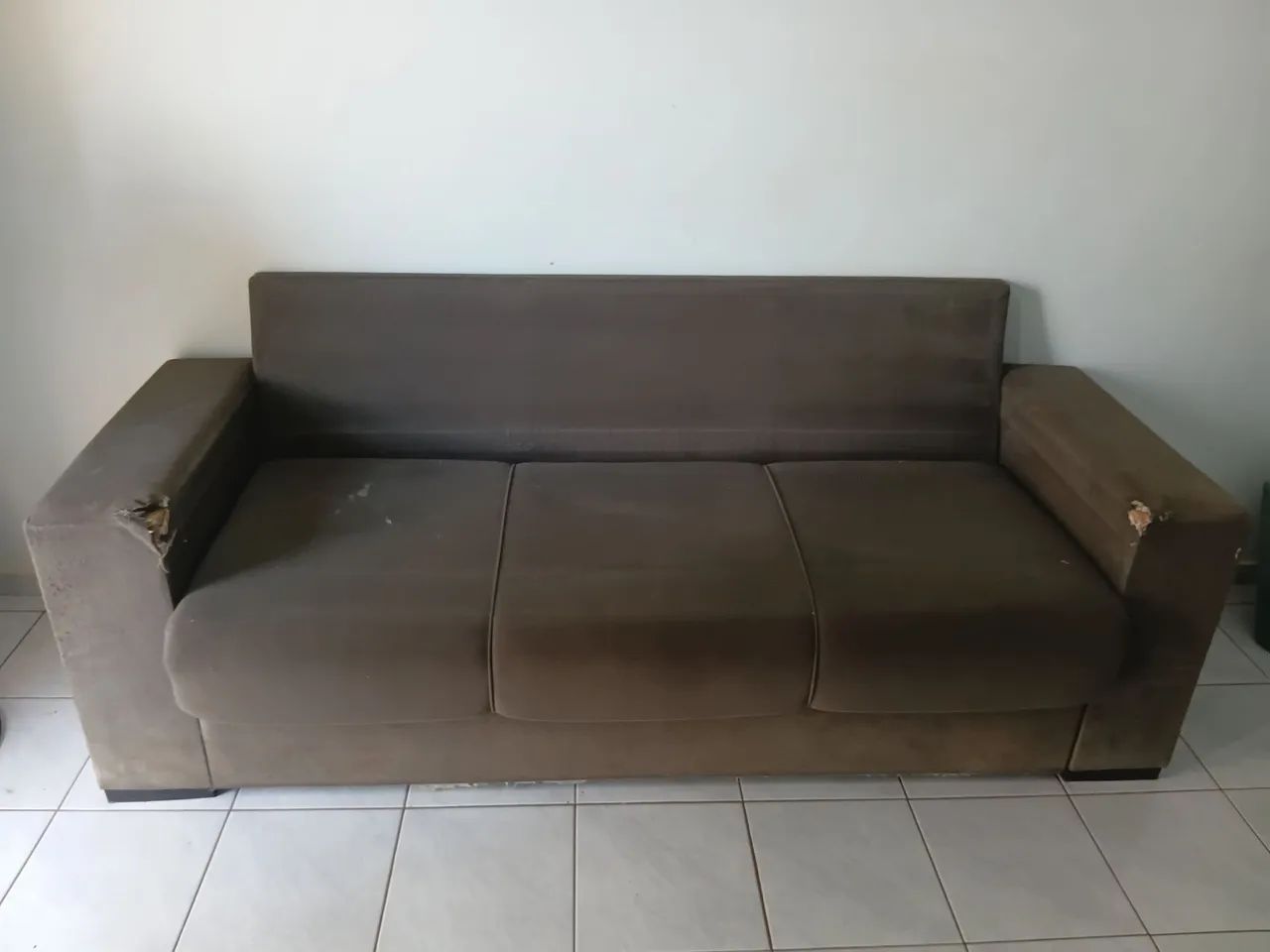 VENDO SOFÁ 3 LUGARES  - Foto 2